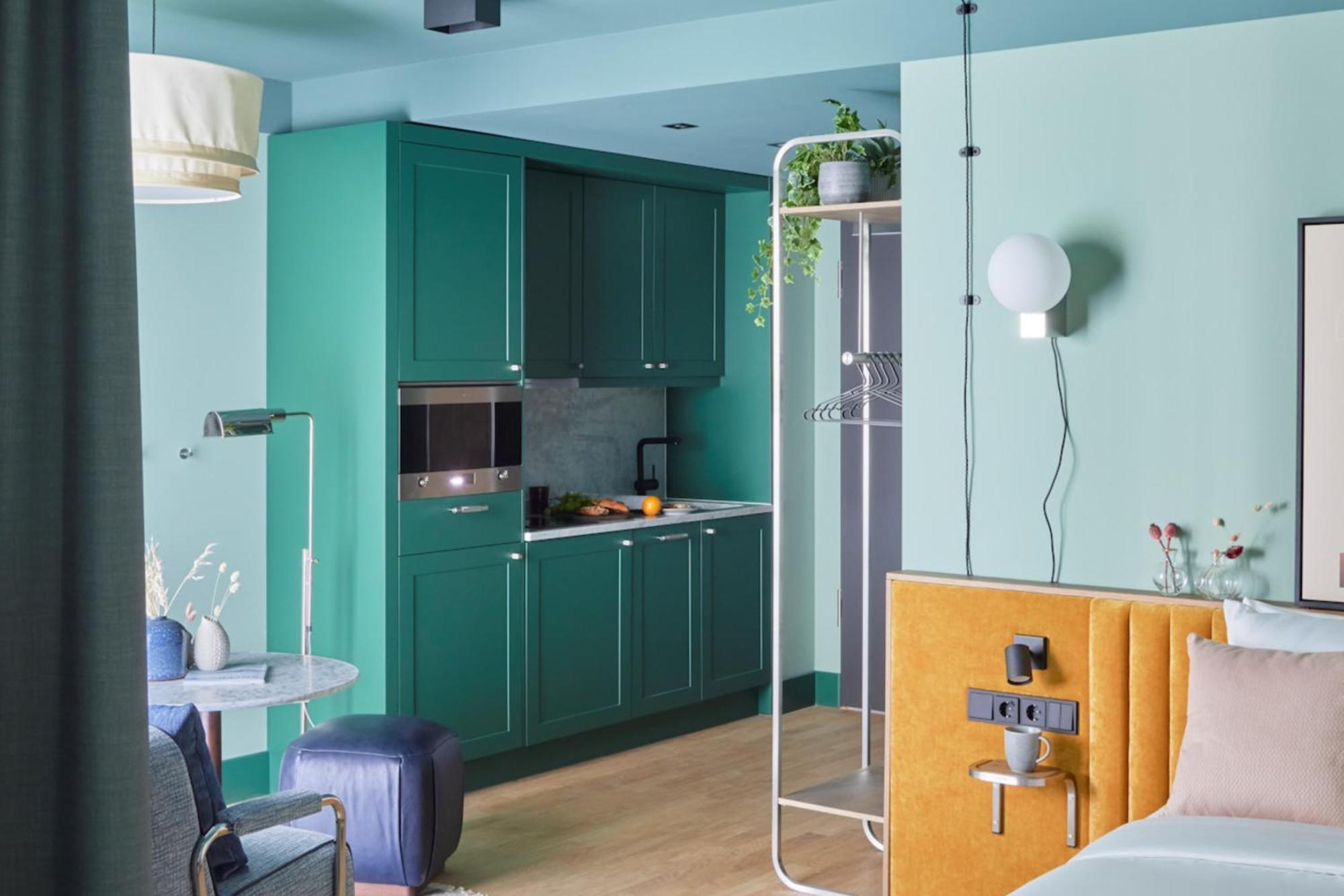 One Bedroom Open Plan Suite,1772340727:JPEG